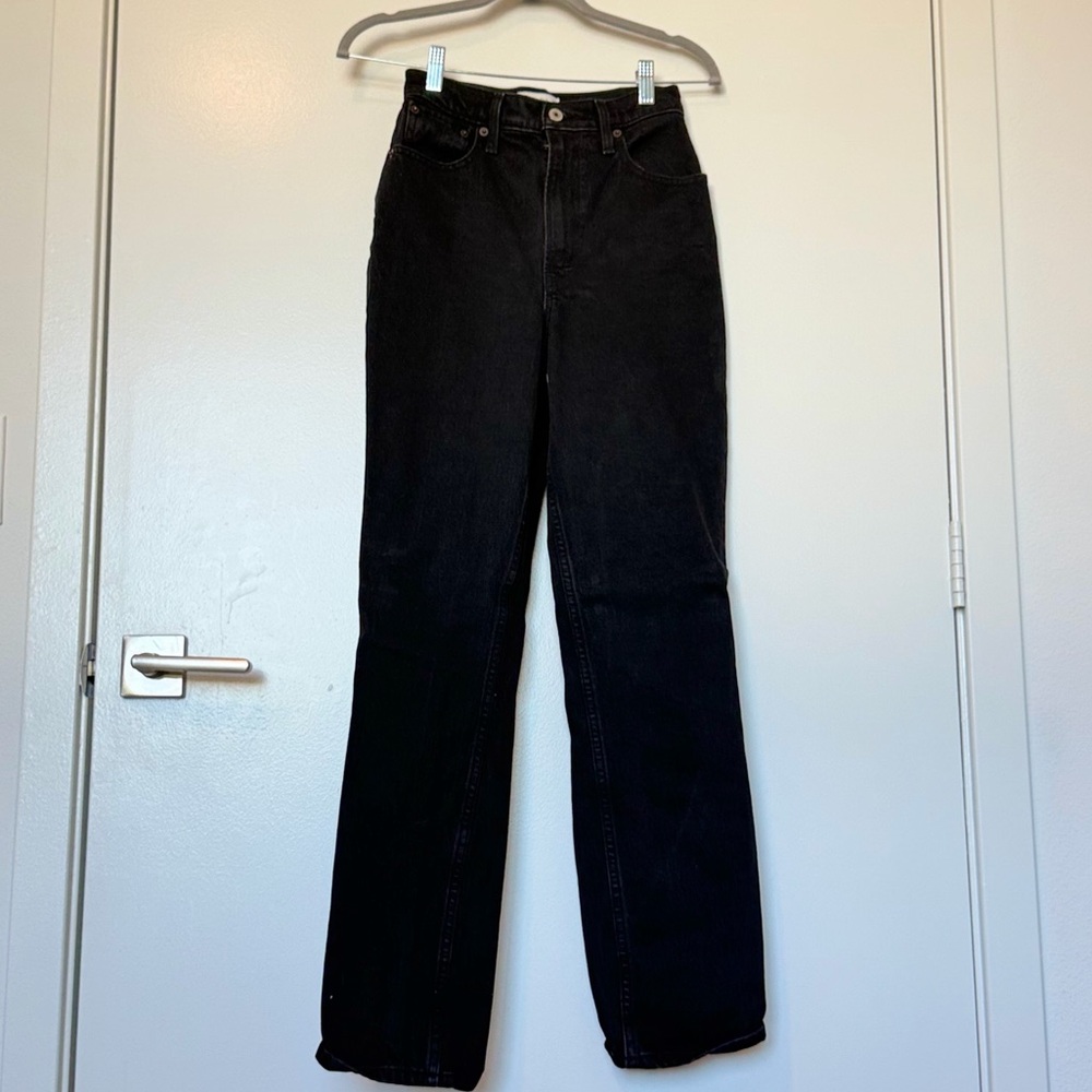 Abercrombie & Fitch Black High-Rise Straight Jeans